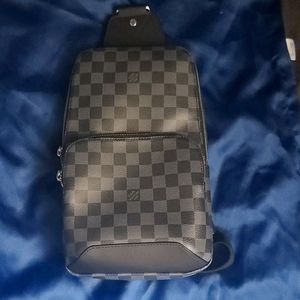 Louis Vuitton Avenue sling bag